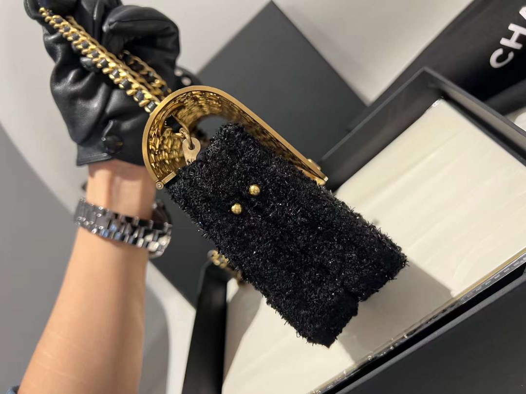 【P2180】香奈儿2023新款女包 Chanel金属镂空款链条单肩包CF女包 黑色拼金色