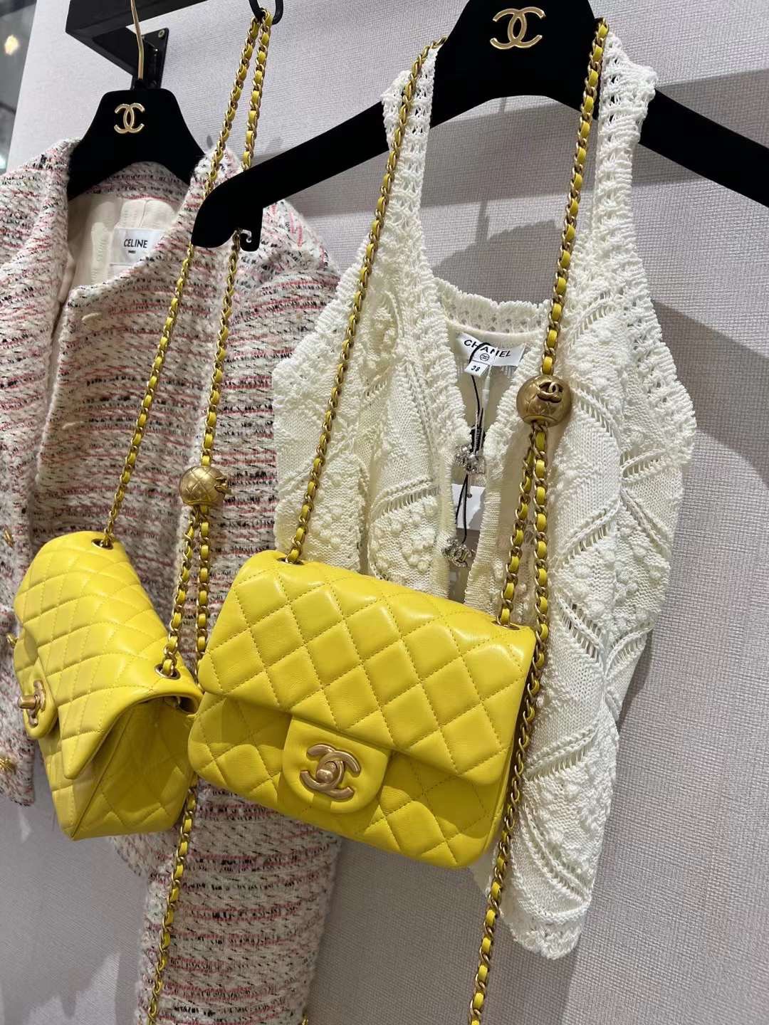 【P1580】香奈儿金球包 Chanel新色柠檬黄羊皮菱格纹金球调节链条CF17CM
