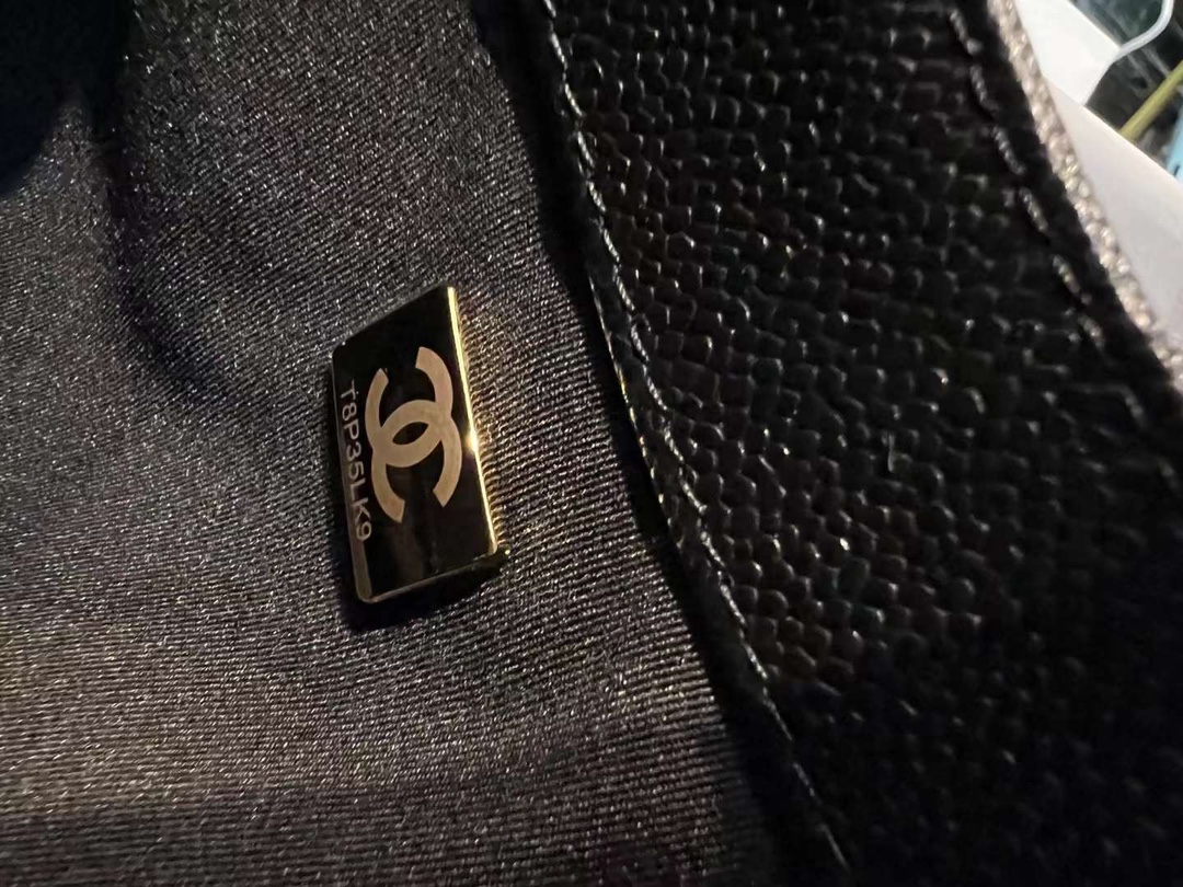 【P1880】香奈儿2023新款包包 Chanel黑色荔枝纹牛皮斜挎半月马鞍包包19CM