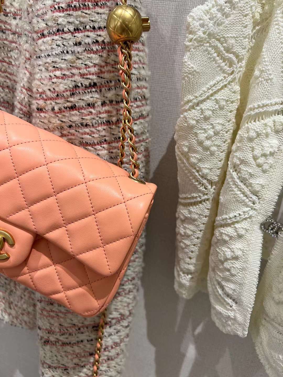 【P1880】广州包包批发 Chanel香奈儿金球链条大Mini CF20CM 2023新色橘粉色