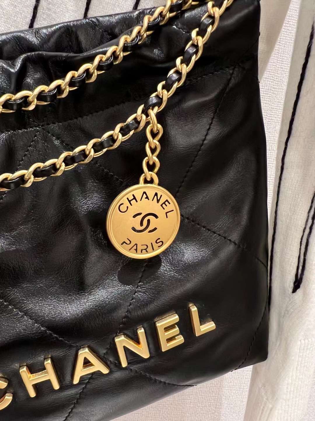【P1880】Chanel包包价格 香奈儿2023春夏新款22手袋迷你款单肩包 黑色