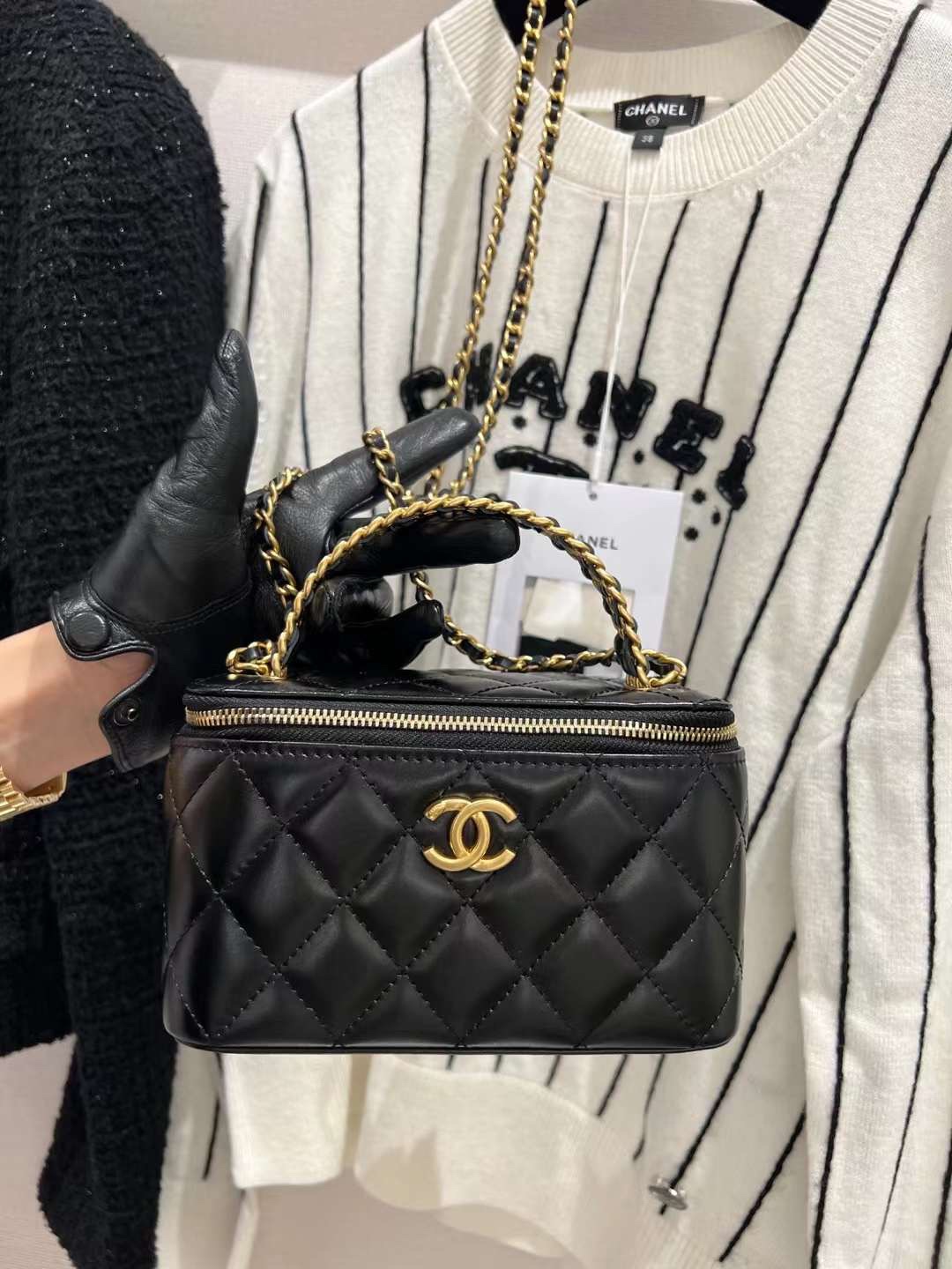【P1280】香奈儿2023新款包包 Chanel五金logo手柄盒子包手提斜挎化妆包