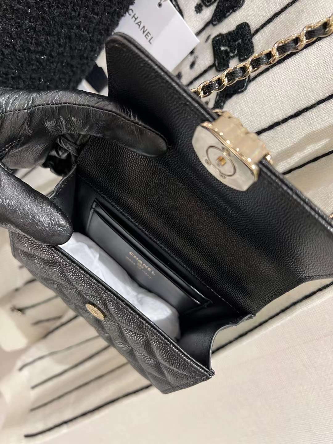 【P1200】Chanel包包批发 香奈儿23年新款链条手柄手提女包 黑色中号14.5CM