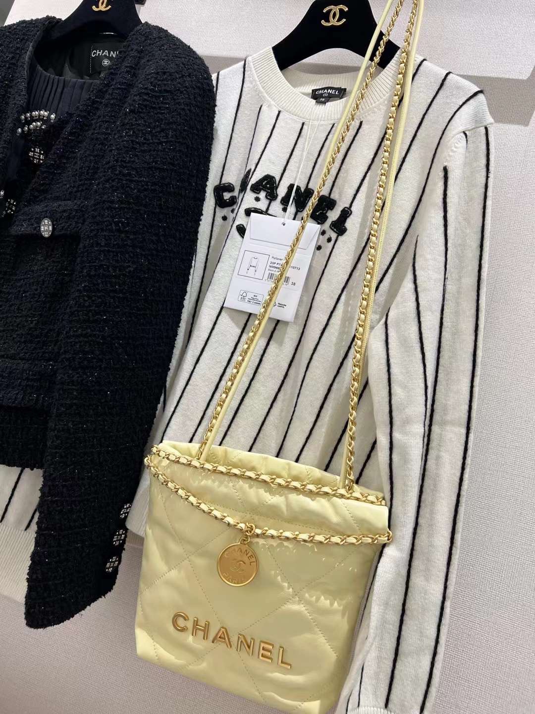 【P1880】广州包包批发 Chanel香奈儿2023新款迷你22手袋单肩斜挎女包 小鸡黄