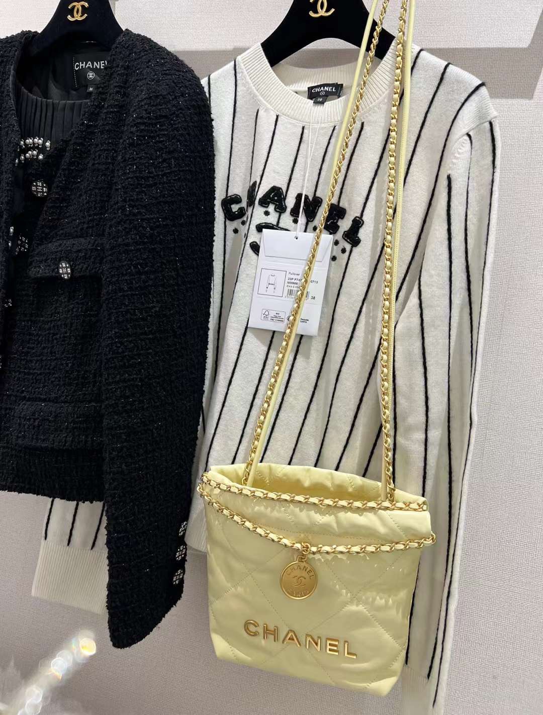 【P1880】广州包包批发 Chanel香奈儿2023新款迷你22手袋单肩斜挎女包 小鸡黄