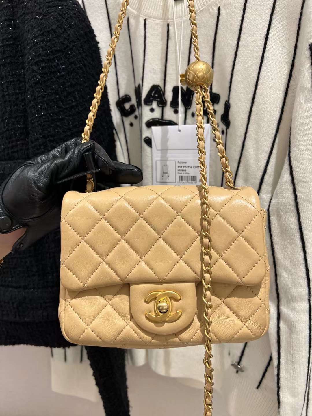 【P1580】香奈儿金球包 Chanel 2023新色奶茶色菱格羊皮方胖子CF 17CM