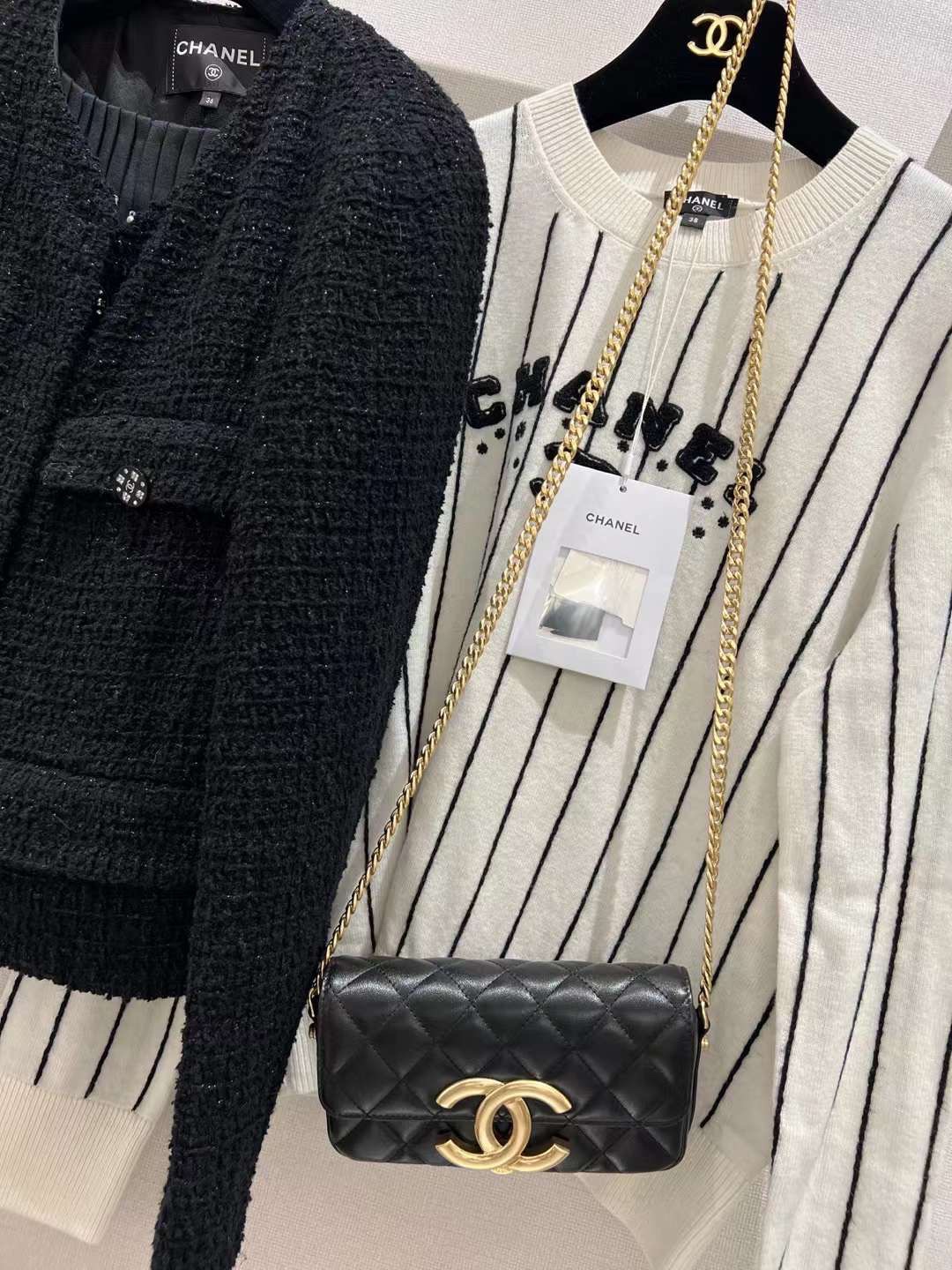 【P1580】Chanel23年新款包包 香奈儿黑色复古款大Logo链条手机包腋下包