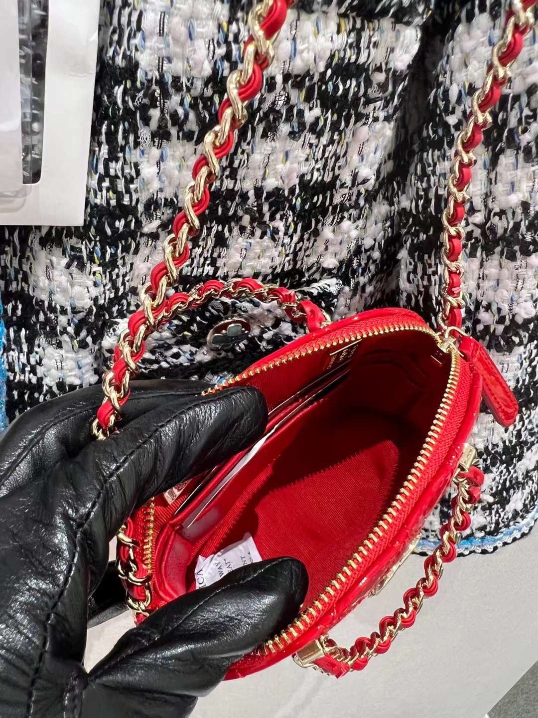 【P1280】Chanel包包货源 香奈儿23春夏新款漆皮手提斜挎贝壳包 红色