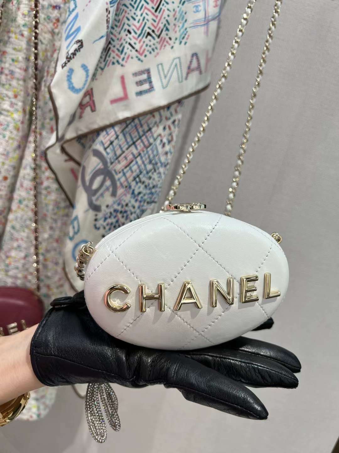 【P1470】一件代发 Chanel香奈儿2023走秀款鹅蛋晚宴包链条斜挎包 白色