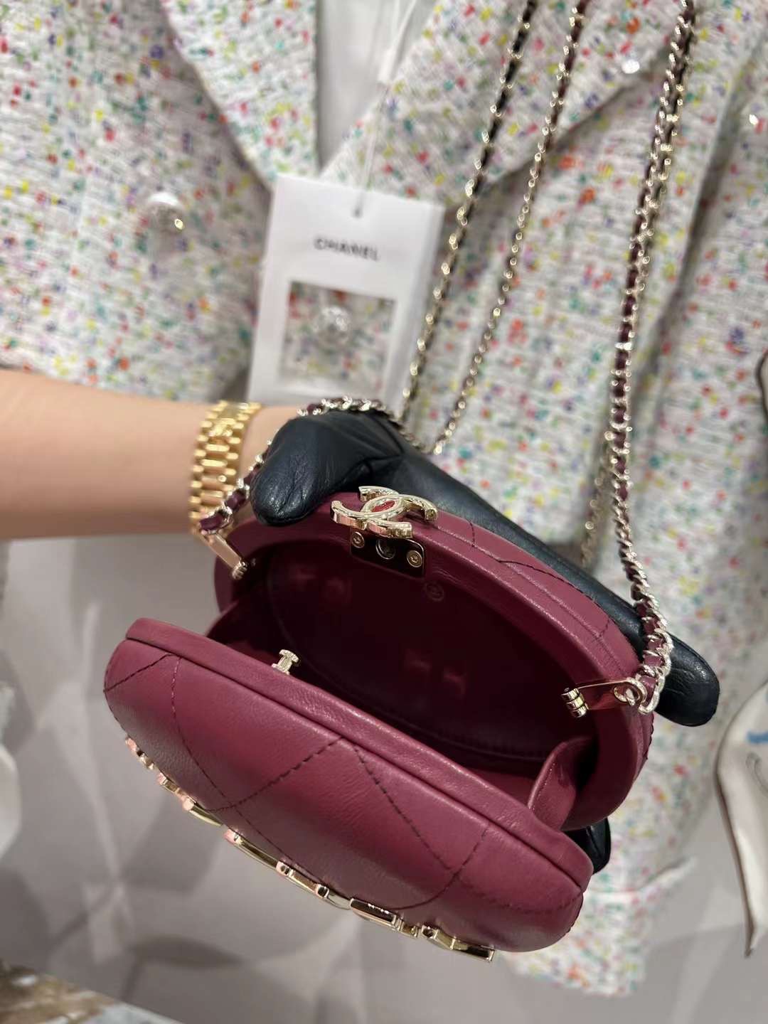 【P1470】Chanel包包官网 香奈儿2023新款酒红色字母Logo装饰链条鹅蛋晚宴包
