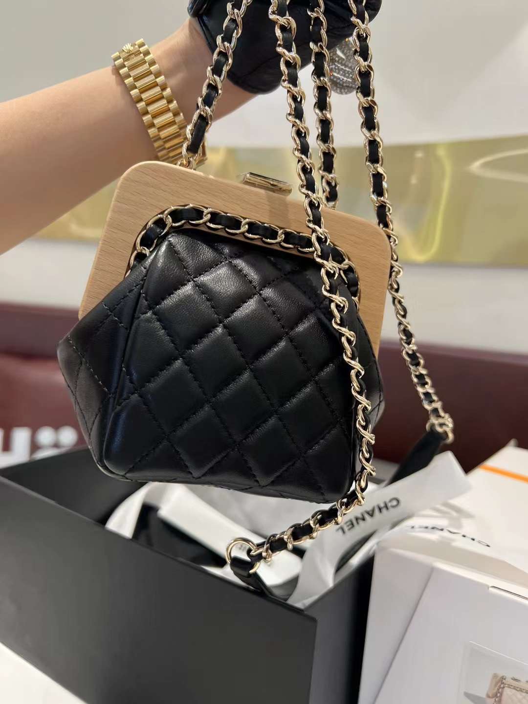 【P2180】香奈儿包包官网 Chanel Clutch Bag 木盒夹口包晚宴包手拿包 黑色