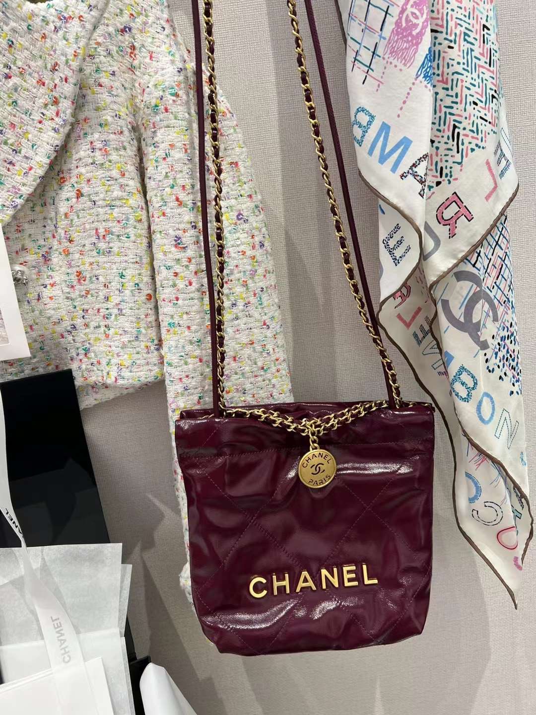 【P1880】Chanel mini 22bag 香奈儿2023春夏新款酒红色链条单肩斜挎包