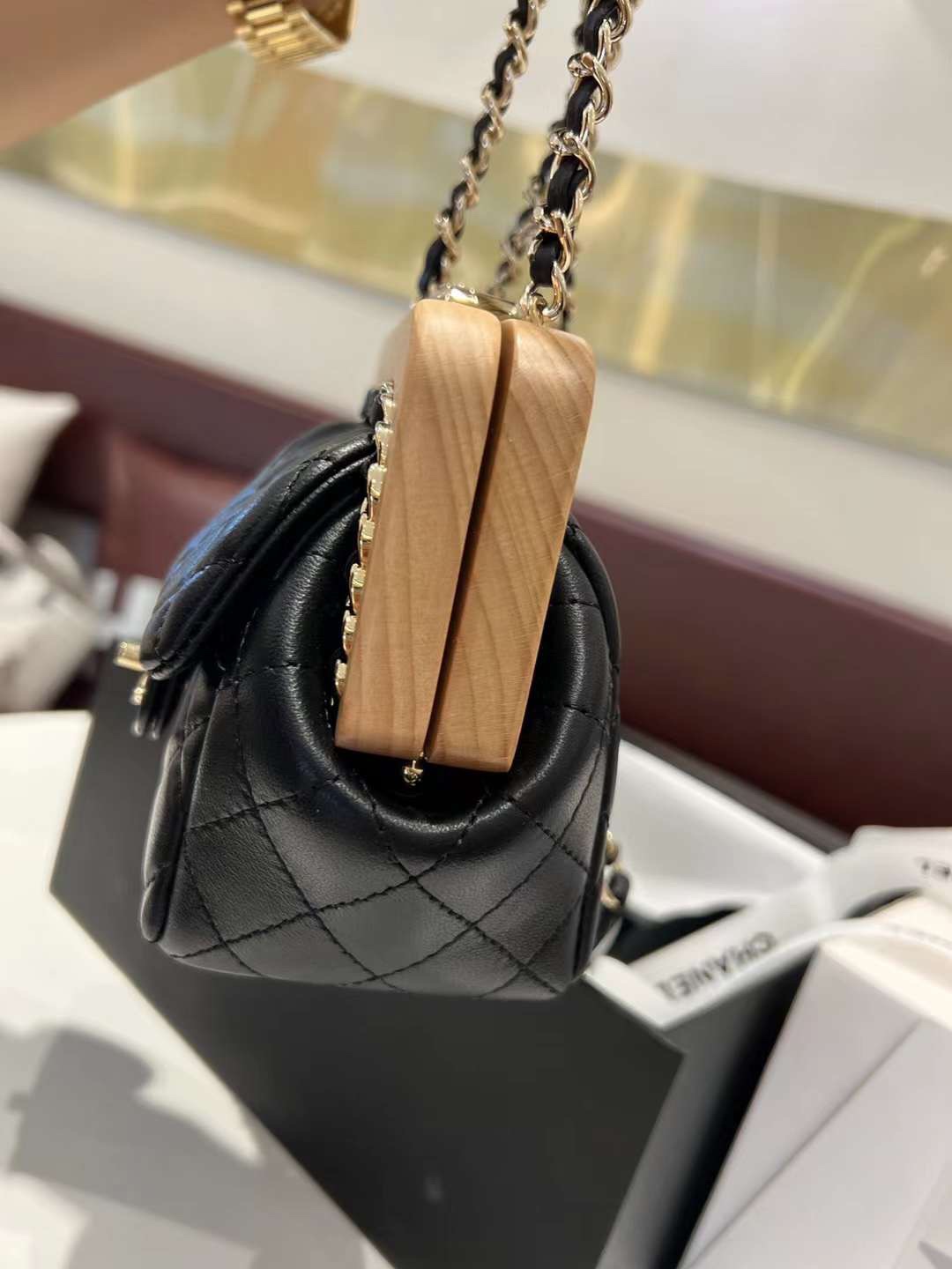【P2180】香奈儿包包官网 Chanel Clutch Bag 木盒夹口包晚宴包手拿包 黑色