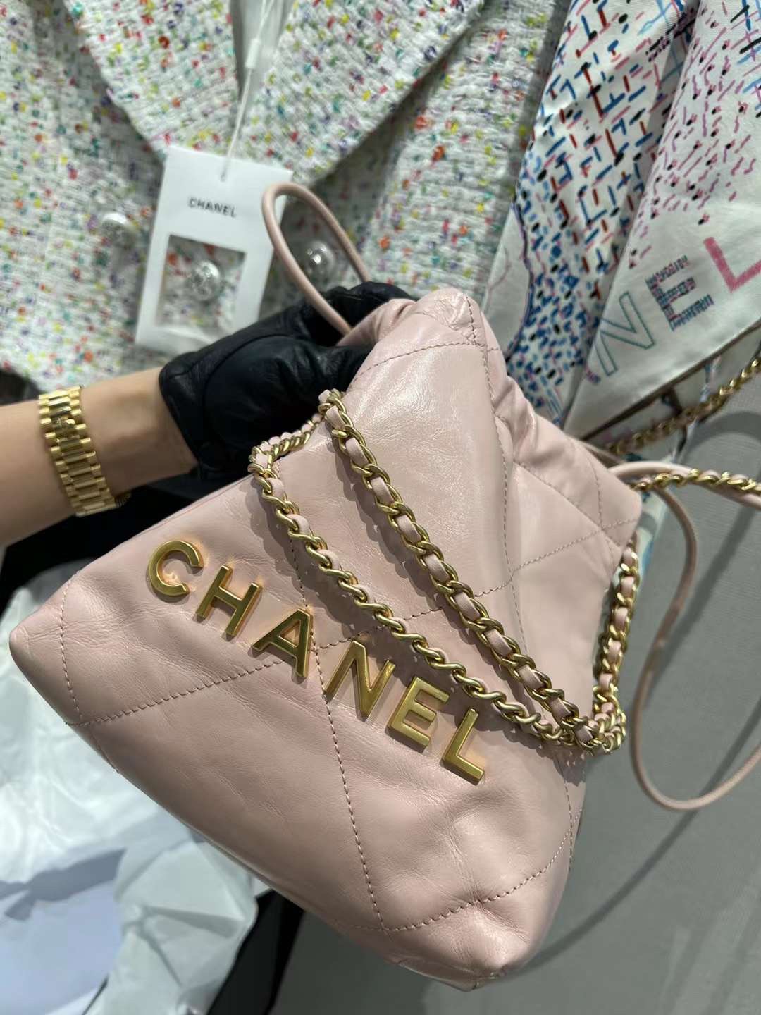 【P1880】Chanel包包批发 香奈儿2023新款链条单肩斜挎迷你22女包 粉色