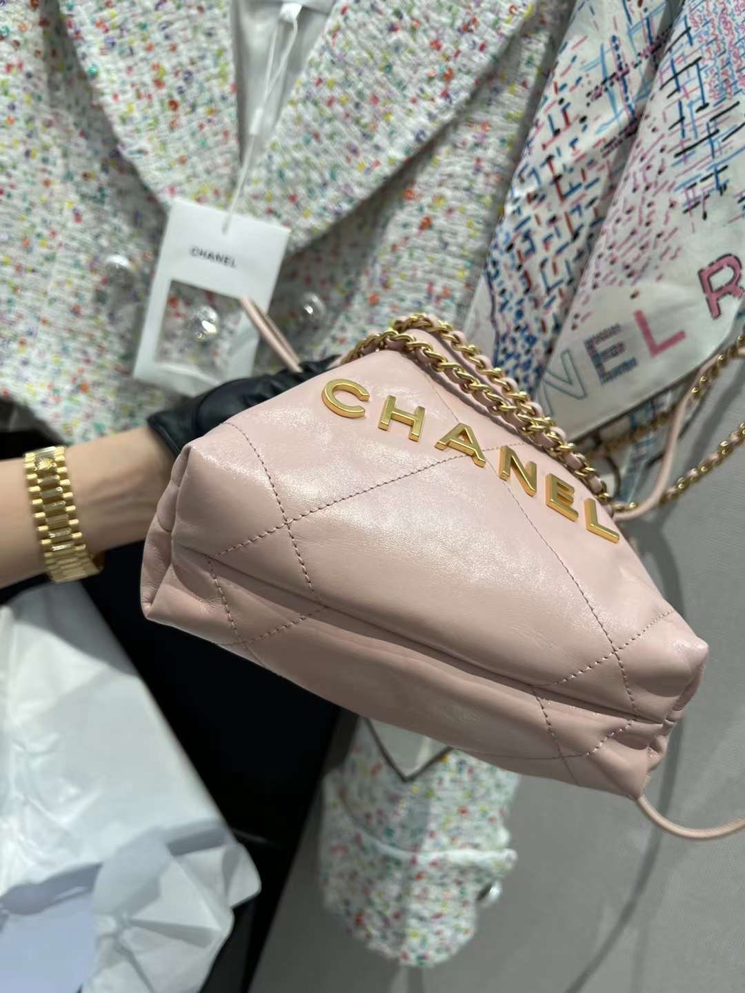 【P1880】Chanel包包批发 香奈儿2023新款链条单肩斜挎迷你22女包 粉色
