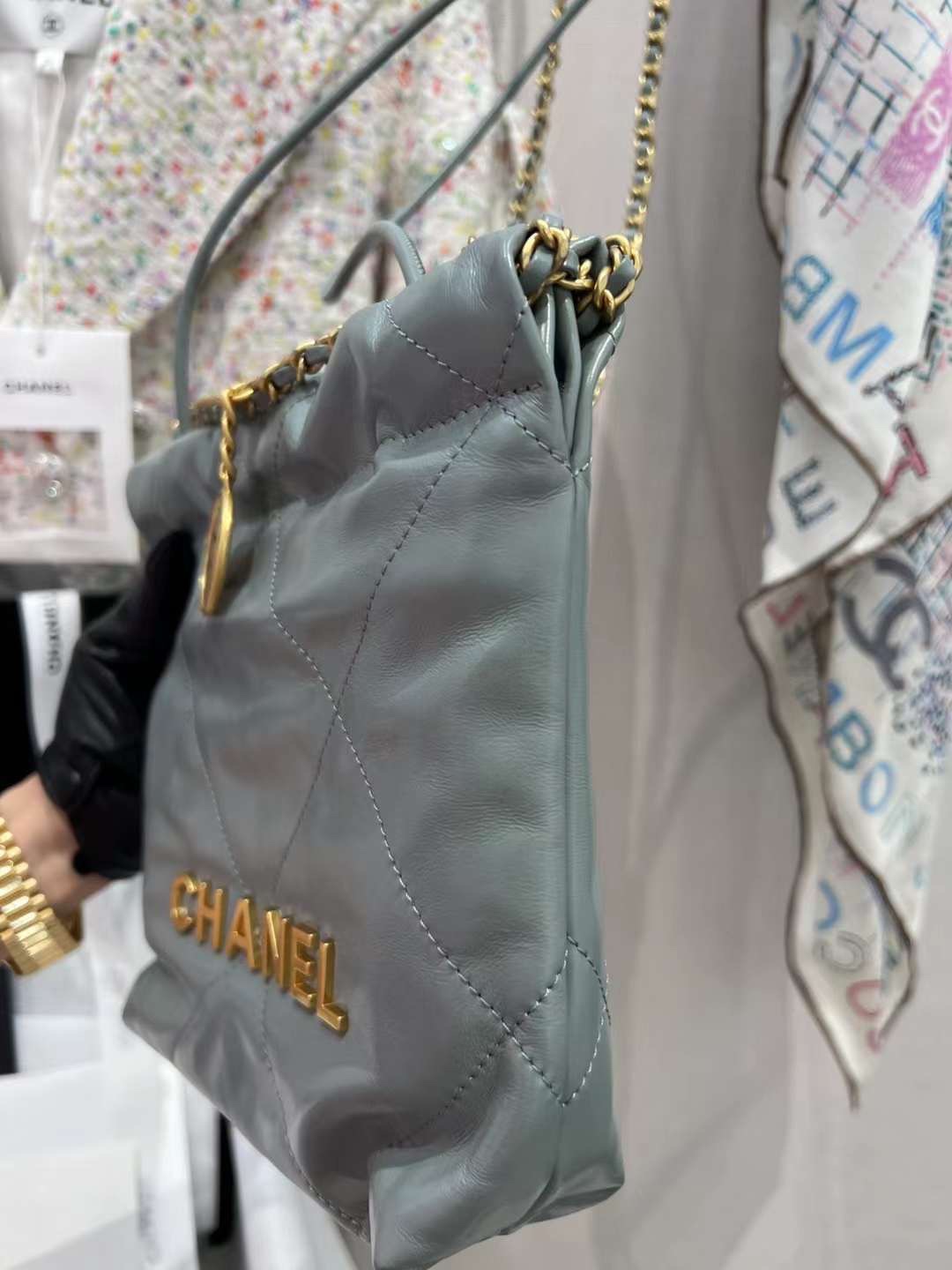 【P1880】厂家直销 Chanel香奈儿爆款菱格纹链条单肩迷你22包包 雾霾蓝