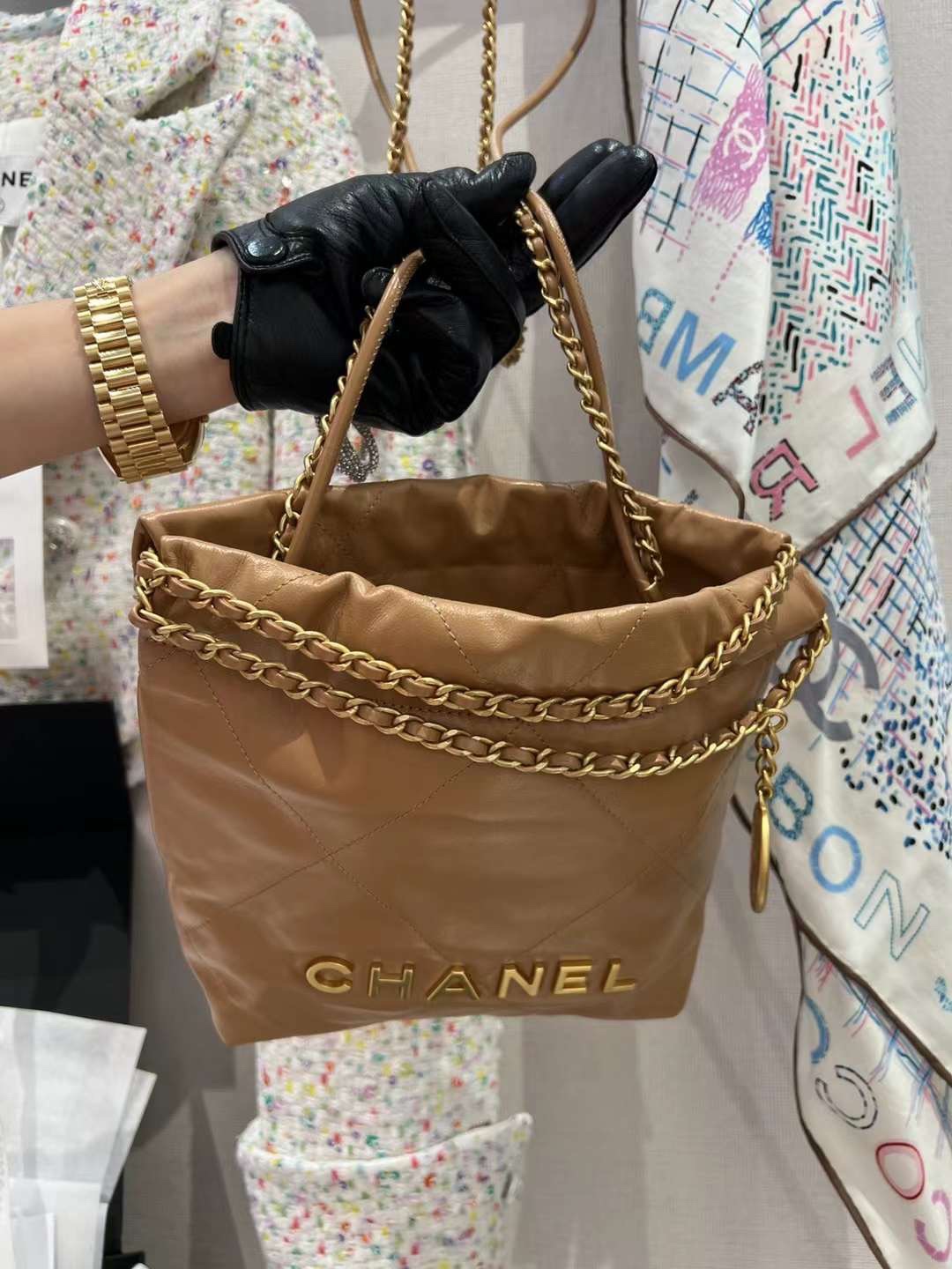 【P1880】香奈儿女包批发 Chanel奶茶色菱格纹羊皮迷你22Bag链条单肩包